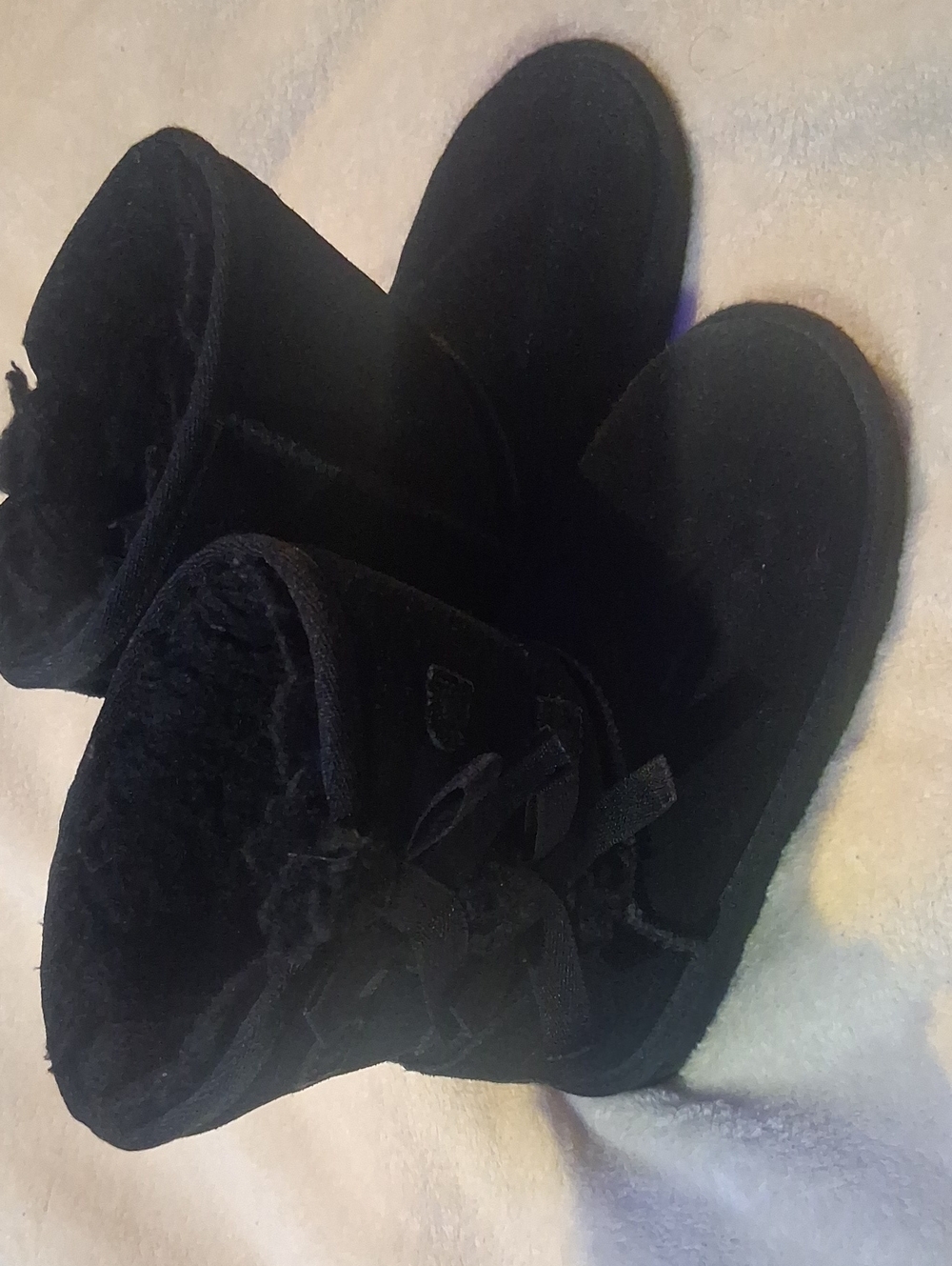 Koolaburra By UGG Kids Black Fur-Lined Winter Boots - Lace-Up Side Design